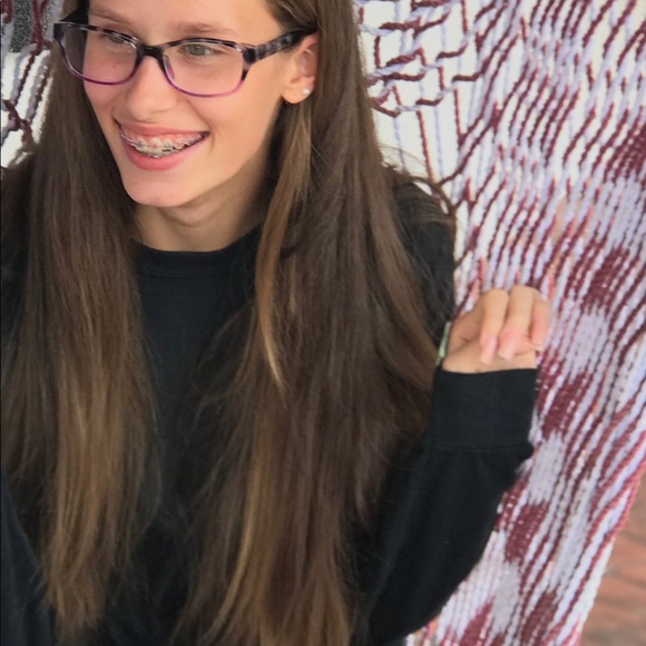 Meet your Posher, Elizabeth - Picture 1 of 1
